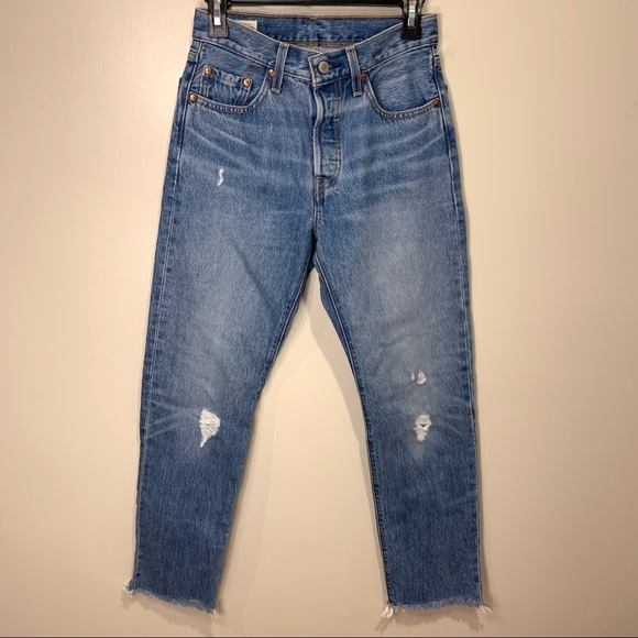 NEW 501 Levi's Wedgie Icon Jeans in Truth Unfolds - Picture 2 of 10